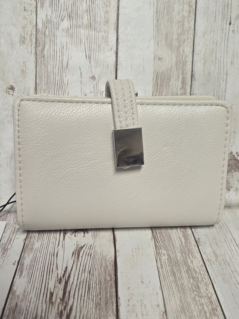 APT. 9 Abbey Indexer RFID Blocking Wallet Bone Cream NWT Safe Keeper